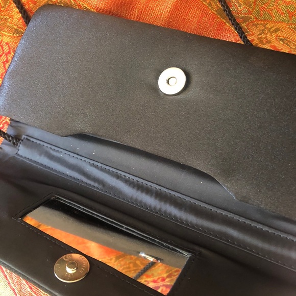 Vintage Black Satin Clutch or Shoulder Bag Rhinestone Bow on Front Evening Bag - Picture 4 of 7